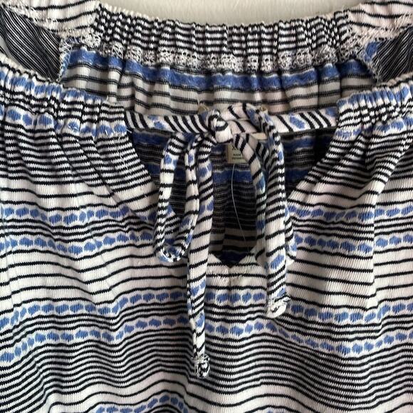 Madewell Jacquard Keyhole Crop Top in Stripe Tranquil Ocean - Picture 6 of 15